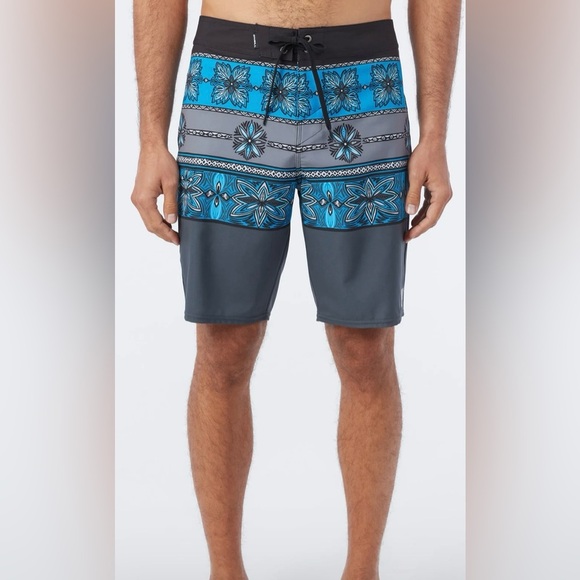 O'NEILL HYPERFREAK HEAT PRINT 20" BOARD SHORTS - Picture 1 of 7